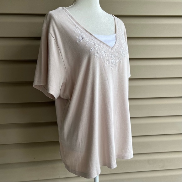 •Karen Scott• Embroidered Short Sleeved Tee - Size 3X - Picture 4 of 7